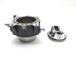 Engine Cylinder Jug W Piston Front 2010 Ducati Streetfighter 3320 x