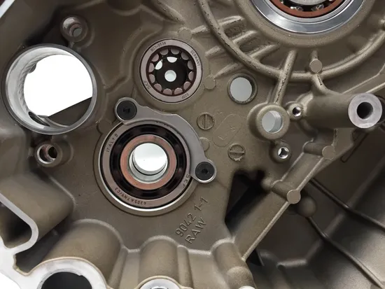 Engine Left Right Center Cases 2010 Ducati Streetfighter 3320 PARTS