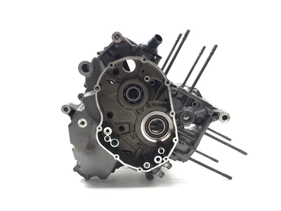 Engine Left Right Center Cases 2010 Ducati Streetfighter 3320 PARTS