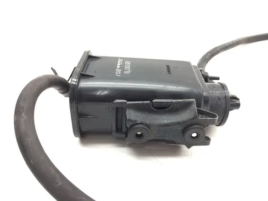 Air Canister 2010 Ducati Streetfighter 3320