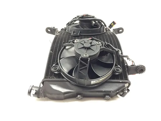 Engine Radiator Cooling 2010 Ducati Streetfighter 3320 x