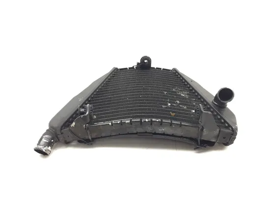 Engine Radiator Cooling 2010 Ducati Streetfighter 3320 x