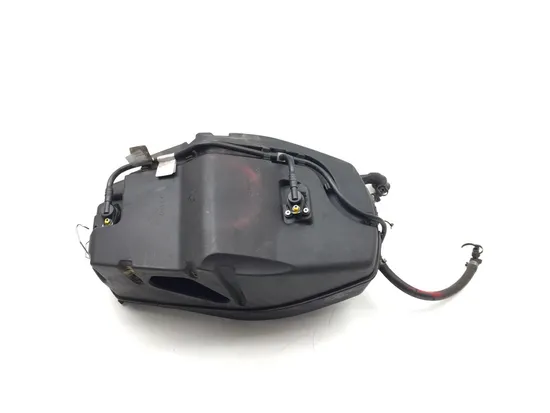 Air Box Engine Airbox Lid W Injectors 2010 Ducati Streetfighter 3320