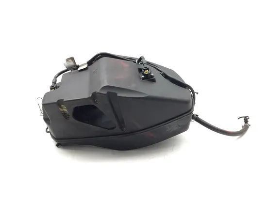 Air Box Engine Airbox Lid W Injectors 2010 Ducati Streetfighter 3320