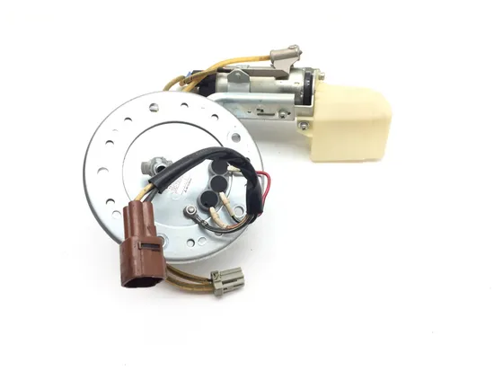 Gas Fuel Tank Pump 2008 Suzuki Boulevard M50Z 3326