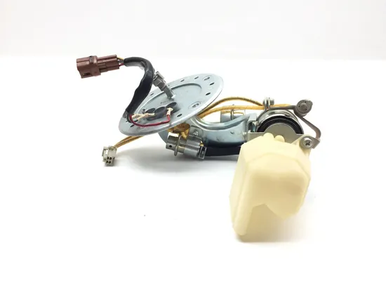 Gas Fuel Tank Pump 2008 Suzuki Boulevard M50Z 3326