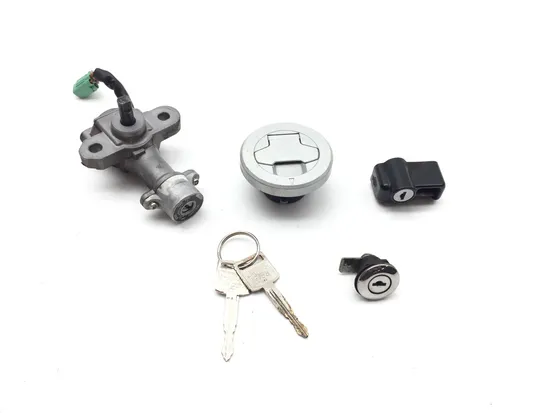 Lockset Ignition Key Steering Lock 2008 Suzuki Boulevard M50Z 3326