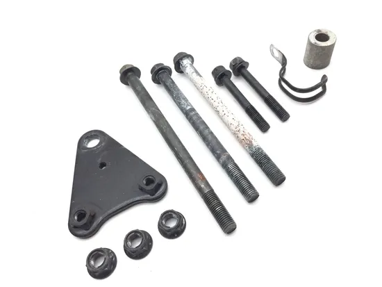 Engine Motor Mounts 2008 Suzuki Boulevard M50Z 3326