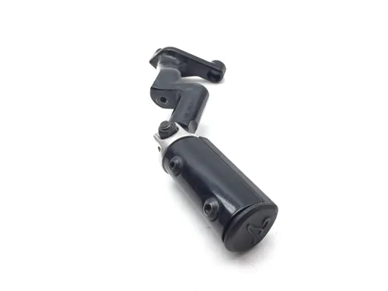 Left Right Set Passenger Peg Bracket 2002 Victory V92TC Deluxe 3325