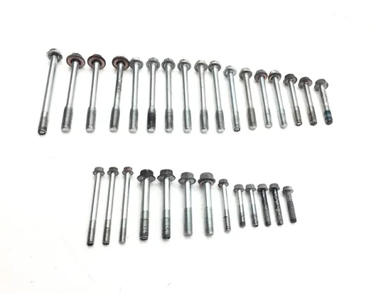 Engine Left Right Center Case Bolts 2007 Suzuki GSXR600 3331