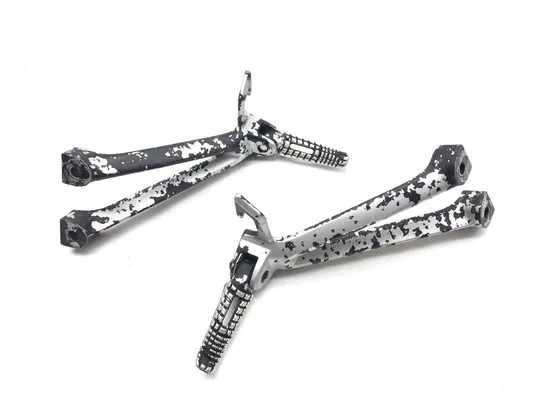 Left Right Set Passenger Peg Bracket 2007 Suzuki GSXR600 3331 x