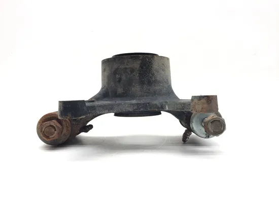 Left Driver Rear Wheel Spindle Knuckle 2018 Yamaha Viking 700 YXM700P 4x4 3340