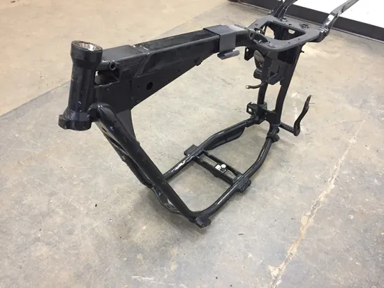 Main Frame Chassis 2000 Harley-Davidson Dyna Super Glide FXD 3335