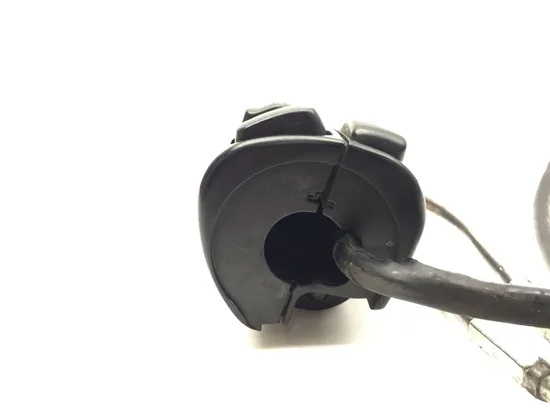 Right Control Switch 1999 Harley-Davidson Road King Classic EFI FLHRCI 3333