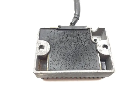 Ignition Voltage Regulator 1998 Harley Sportster 883 Hugger XLH883 3344 x