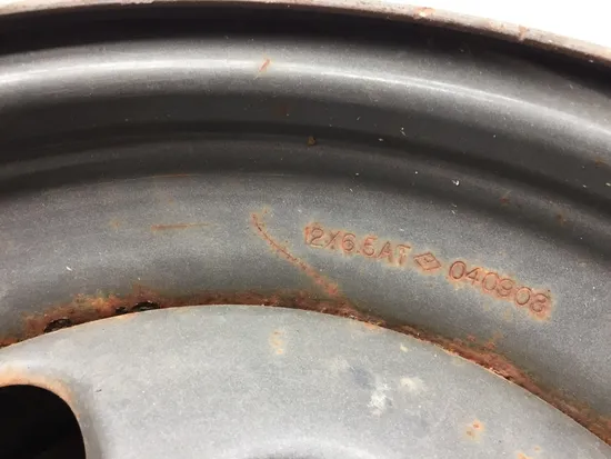 12 Front Wheel A 2011 Arctic Cat 450 4x4 H1 EFI 3338 x