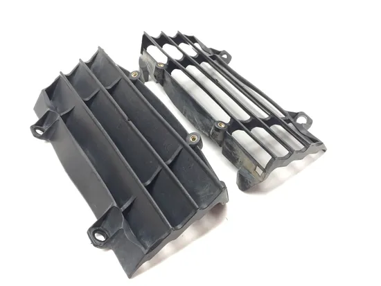 Engine Radiator Grill Guard 2022 KTM 450 SXF 3348
