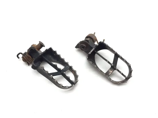 Footpegs Foot Pegs Right Left 2008 Yamaha YZ85 3367