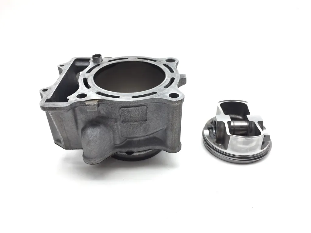 Engine Cylinder Jug W Piston 2005 Polaris Predator 500 3370