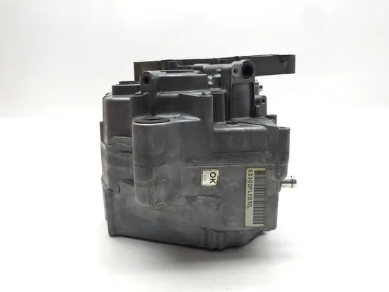 Engine Left Right Center Cases Case 2005 Polaris Predator 500 3370 x