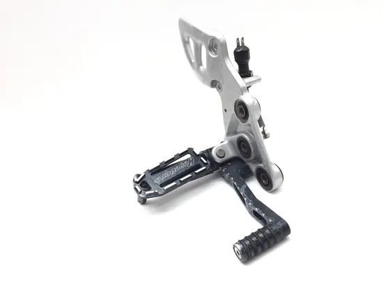 AFTERMARKET Left Right Rearset Bracket Set 2007 Suzuki Hayabusa GSX1300R 3359 x