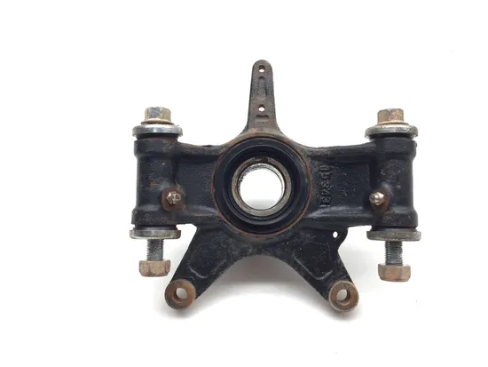 Left Driver Rear Wheel Spindle Knuckle 2017 Yamaha Wolverine R-Spec YXE70 3368