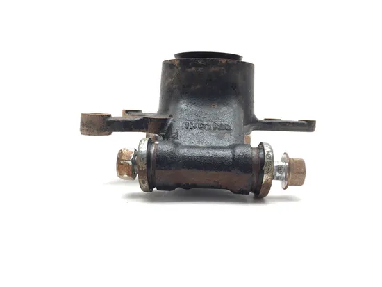 Right Rear Wheel Spindle Knuckle 2017 Yamaha Wolverine R-Spec YXE70  3368