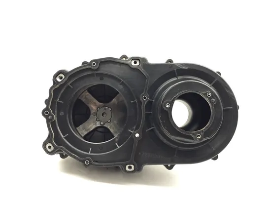 Engine Clutch Cover 2017 Yamaha Wolverine R-Spec YXE70 4x4 FI EPS 3368