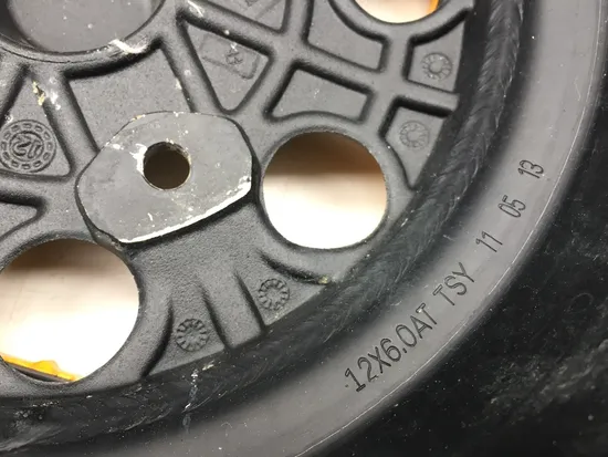 12 Front Wheel B 2012 Can-Am Commander 1000 4x4 X EFI 3354