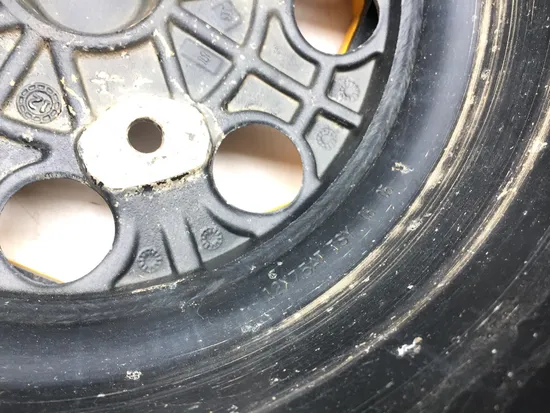 12 Rear Wheel A 2012 Can-Am Commander 1000 4x4 X EFI 3354 x