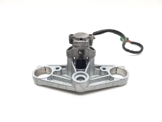 Lockset Ignition Trunk Tank Gas Cap Key 1995 Suzuki Katana 600 GSX600F 3361