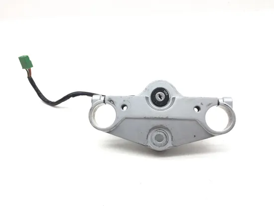 Lockset Ignition Trunk Tank Gas Cap Key 1995 Suzuki Katana 600 GSX600F 3361