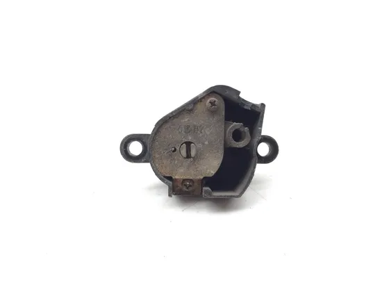 Lockset Ignition Trunk Tank Gas Cap Key 1995 Suzuki Katana 600 GSX600F 3361