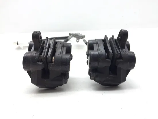 Left Right Front Brake Calipers Pads Set 1995 Suzuki Katana 600 GSX600F 3361