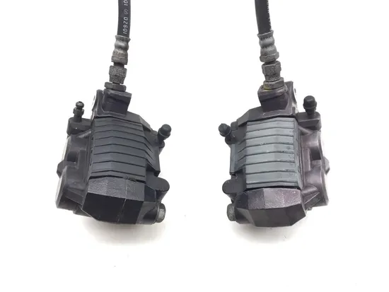 Left Right Front Brake Calipers Pads Set 1995 Suzuki Katana 600 GSX600F 3361