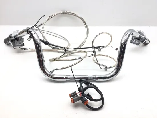 Aftermarket Handle Bars w Cables 2005 Harley Road King Classic EFI FLHRCI 3336 x