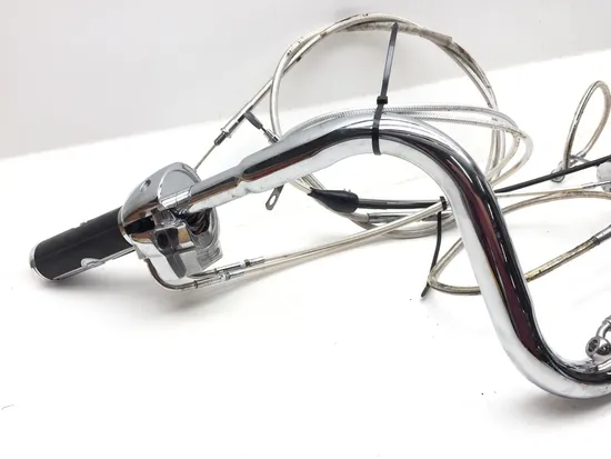 Aftermarket Handle Bars w Cables 2005 Harley Road King Classic EFI FLHRCI 3336 x