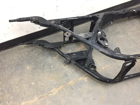 Main Frame Chassis 2005 Harley-Davidson Road King Classic EFI FLHRCI 3336