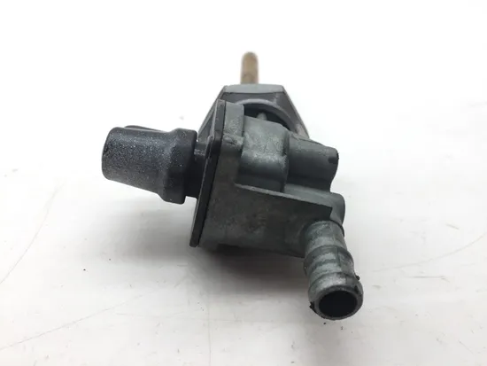 Gas Fuel Tank Petcock 2005 Honda Shadow Sabre 1100 VT1100C2 3353