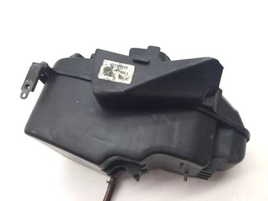 Airbox Air Box 2005 Honda Shadow Sabre 1100 VT1100C2 3353