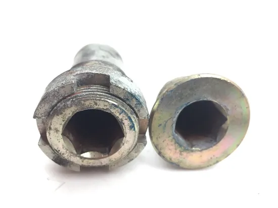 Swing Arm Swingarm Bolt 2005 Honda Shadow Sabre 1100 VT1100C2 3353 3