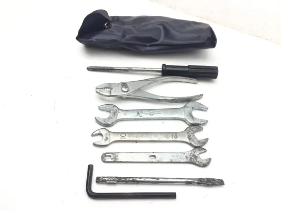 Tool Kit Factory Tools 2005 Honda Shadow Sabre 1100 VT1100C2 3353