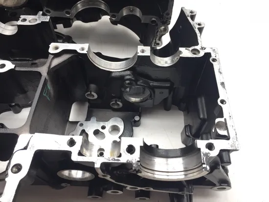 Upper Lower Center Cases Case 2001 Triumph Speed Triple 3373