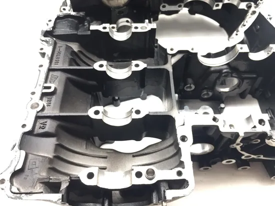 Upper Lower Center Cases Case 2001 Triumph Speed Triple 3373