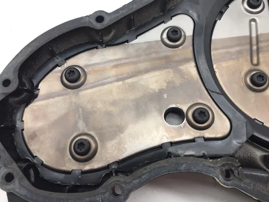 Engine Clutch Cover 2001 Triumph Speed Triple 3373 x