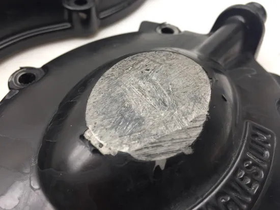 Engine Clutch Cover 2001 Triumph Speed Triple 3373 x