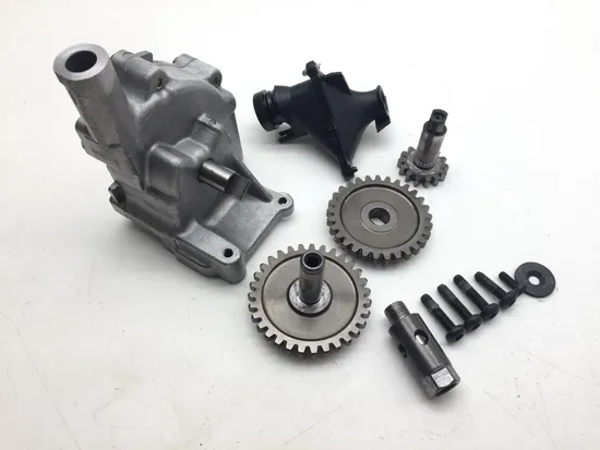 Engine Oil Pump Assembly 2001 Triumph Speed Triple 3373