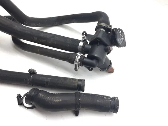 Engine Radiator Cooling Hoses 2001 Triumph Speed Triple 3373