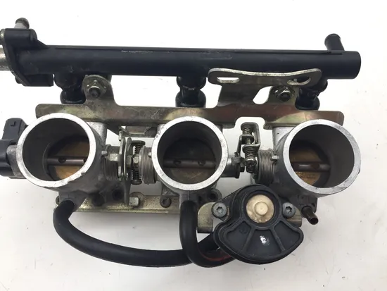 Throttle Body with Injectors 2001 Triumph Speed Triple 3373