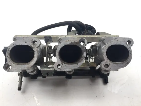 Throttle Body with Injectors 2001 Triumph Speed Triple 3373